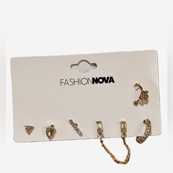 2/$15 - Fashion Nova Mixed Earring Set - Gold Tone - Never worn - Picture 1 of 6